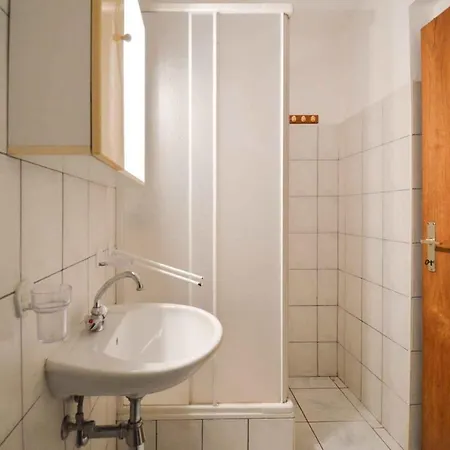 Studio In Stinjan/Istrien 17366 Apartment Stinjan